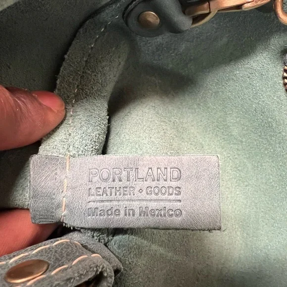 Portland Leather Goods Small Zipper Crossbody Tote - Picture 6 of 9